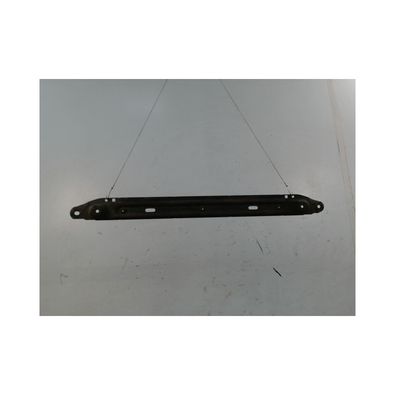 TRAVERSE INFERIEURE ARMATURE AVANT CITROEN C4