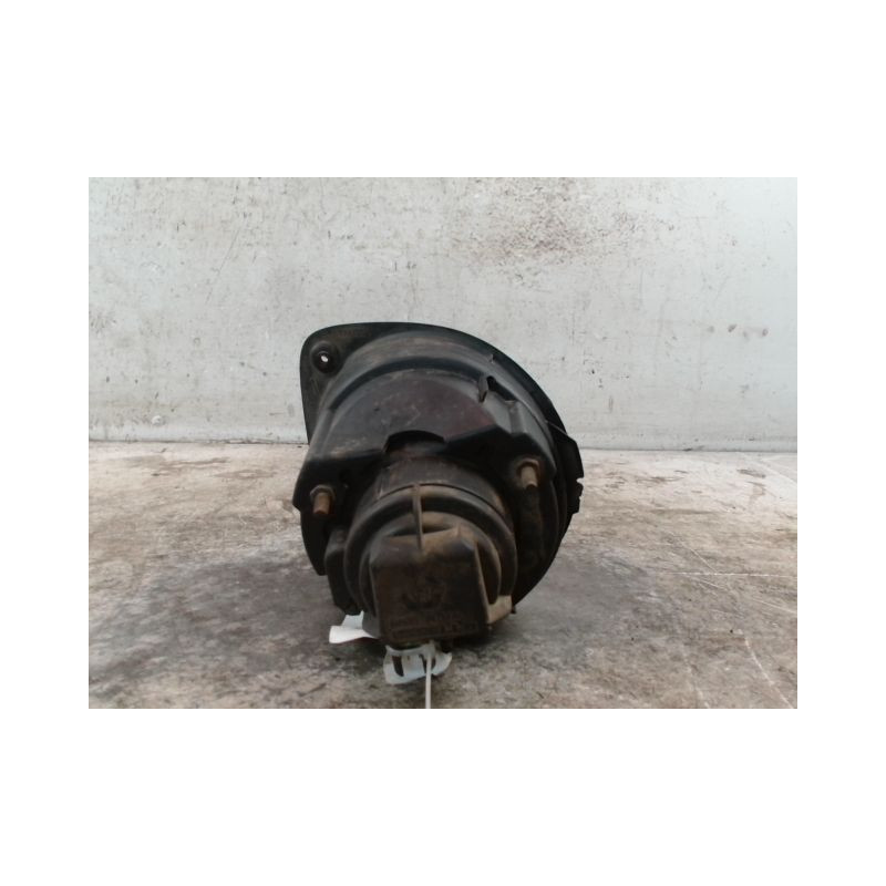 PHARE ANTIBROUILLARD AVANT DROIT RENAULT CLIO II PH.1 98-2001