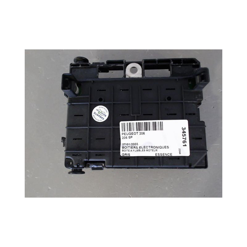 BOITE A FUSIBLES PEUGEOT 206 5P