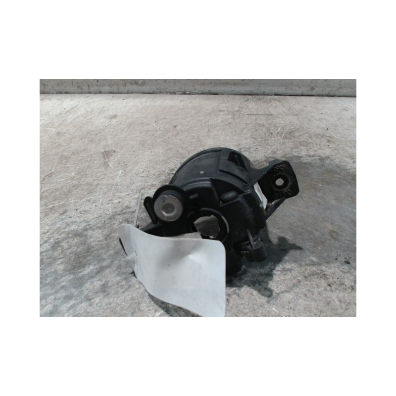 PHARE ANTIBROUILLARD AVANT GAUCHE RENAULT CLIO II PH.2 01-06