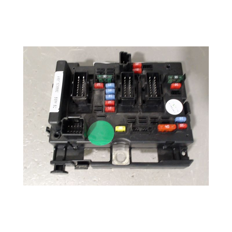 BOITE A FUSIBLES PEUGEOT 206+ 2009-
