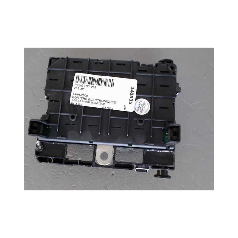 BOITE A FUSIBLES PEUGEOT 206 3P