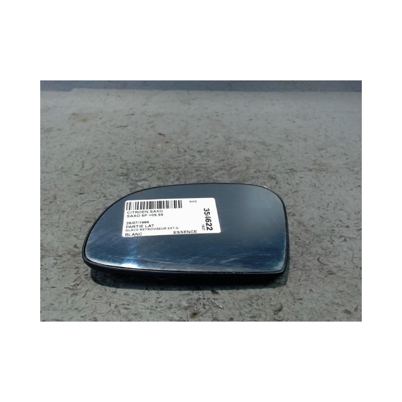 GLACE RETROVISEUR EXT G CITROEN SAXO -99