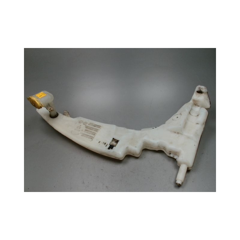 RESERVOIR LAVE-GLACE AVANT FORD FOCUS COUPE 98-04