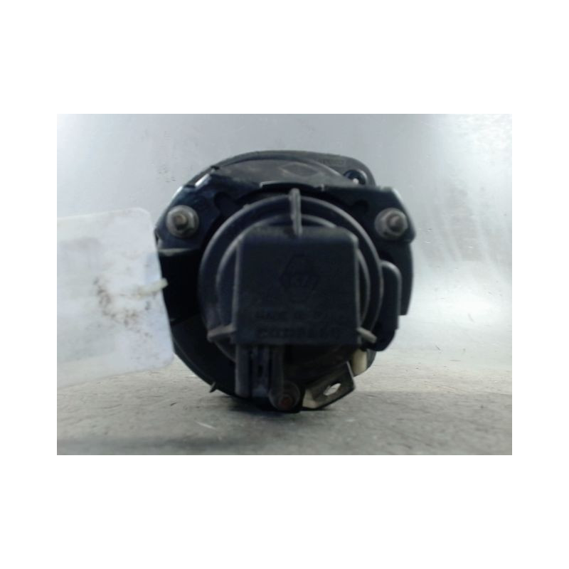 PHARE ANTIBROUILLARD AVANT GAUCHE RENAULT CLIO II PH.1 98-2001