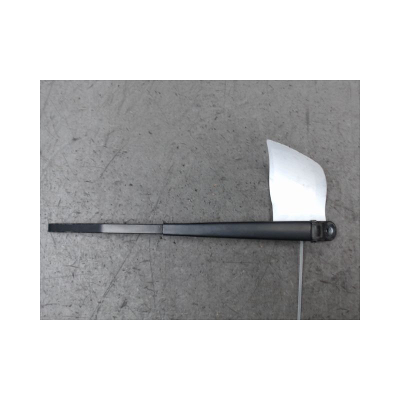 BRAS ESSUIE-GLACE ARRIERE FORD FOCUS COUPE 98-04