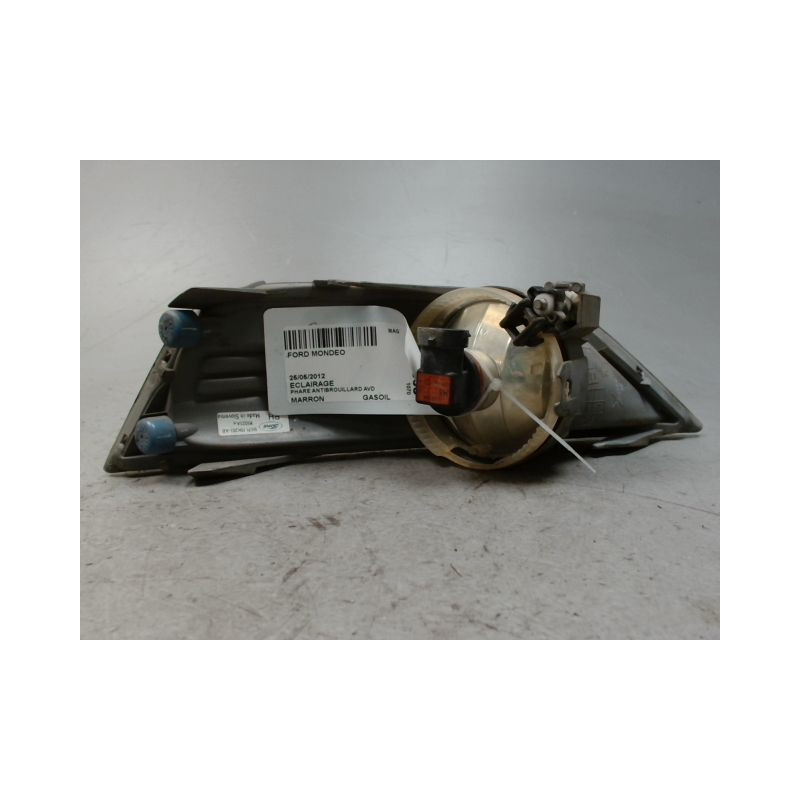 PHARE ANTIBROUILLARD AVANT DROIT FORD MONDEO