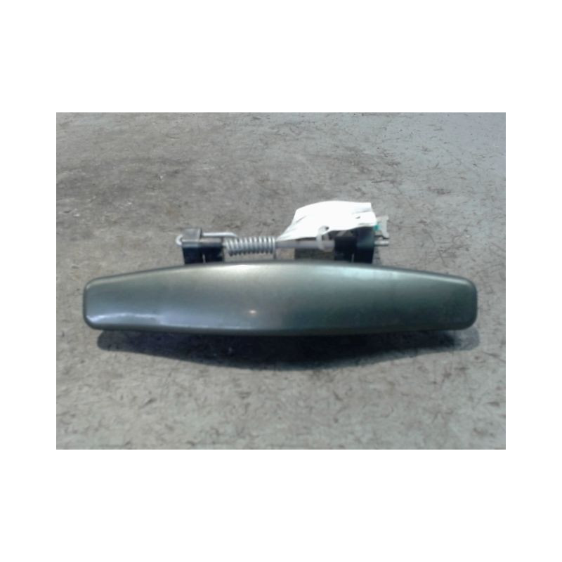 POIGNEE EXTERIEURE PORTE AVANT GAUCHE DACIA DUSTER 2010-