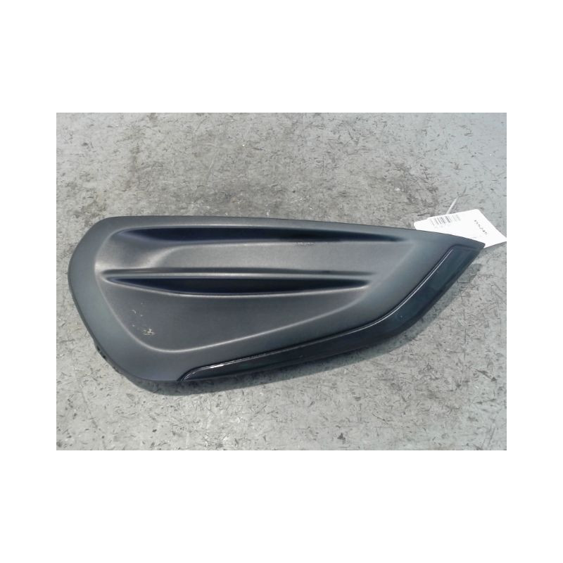 OBTURATEUR PHARE ADDITIONNEL PARE-CHOC AVG PEUGEOT 208