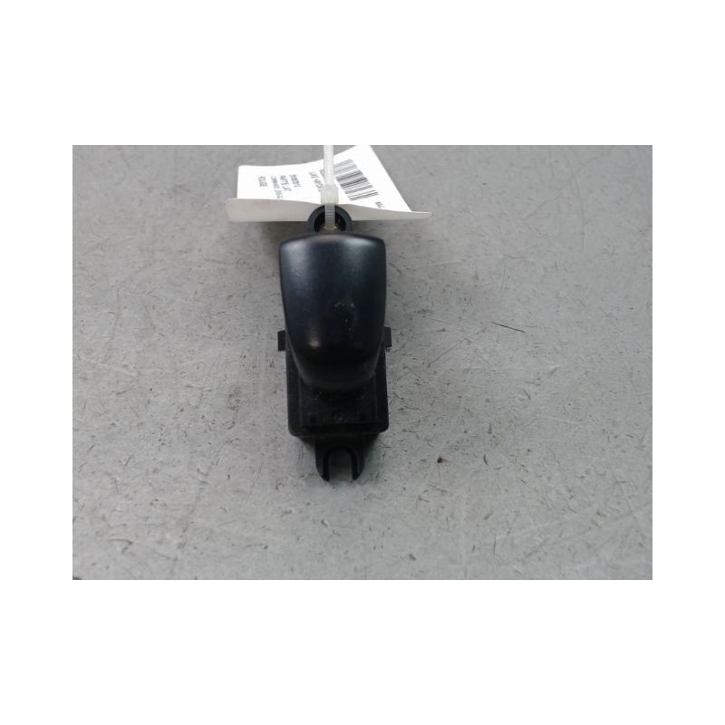 COMMANDE LEVE-GLACE PORTE ARD NISSAN JUKE Phase 1 2010-...