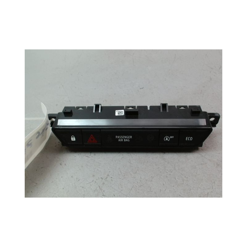 BOUTON DE WARNING DACIA SANDERO