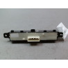 BOUTON DE WARNING DACIA SANDERO