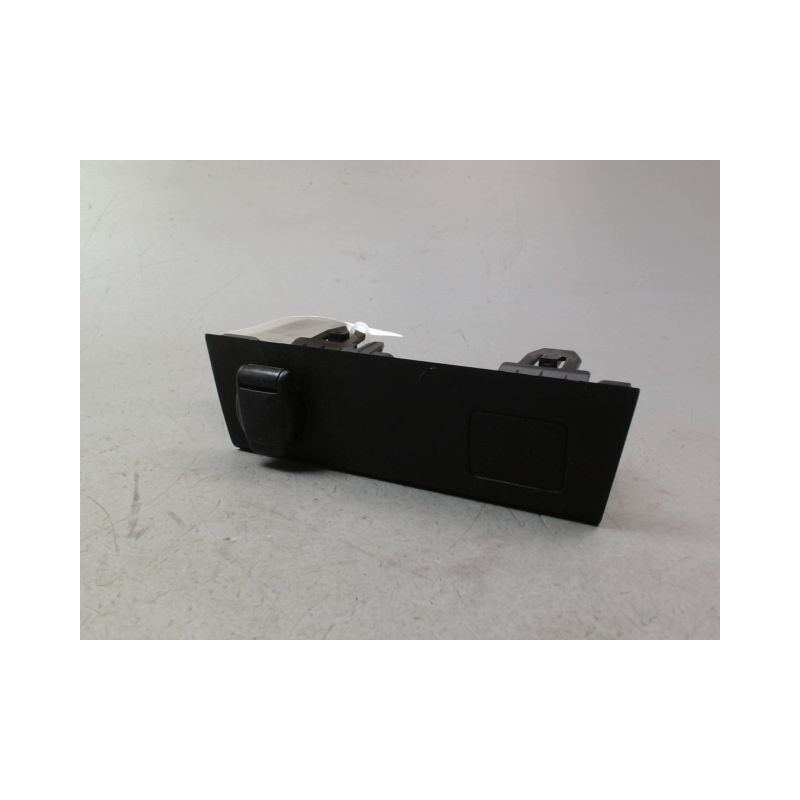 ALLUME CIGARE DACIA SANDERO