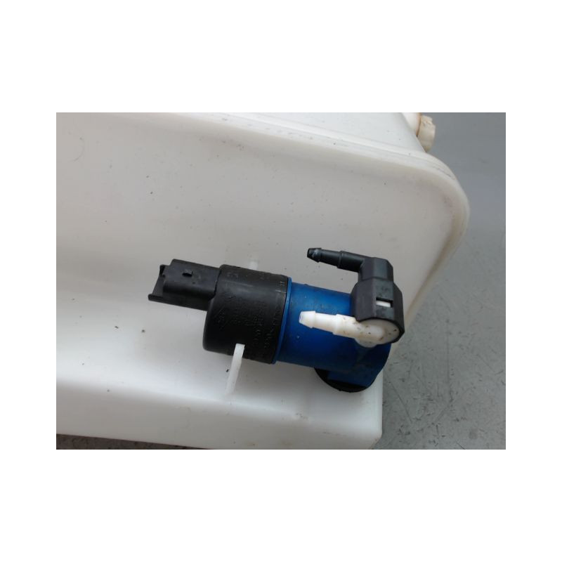 RESERVOIR LAVE-GLACE AVANT RENAULT CLIO IV Phase 1 2012-...