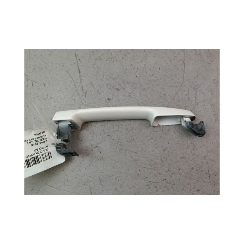 POIGNEE EXTERIEURE PORTE ARRIERE DROIT TOYOTA AYGO 5P