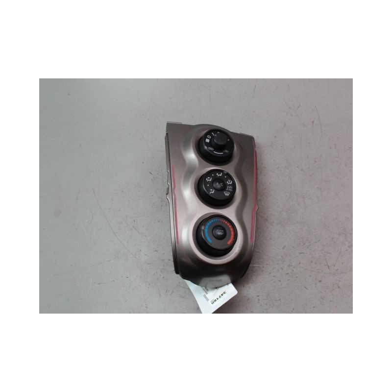 COMMANDE DE CHAUFFAGE TOYOTA YARIS II Phase 2 2009-2011