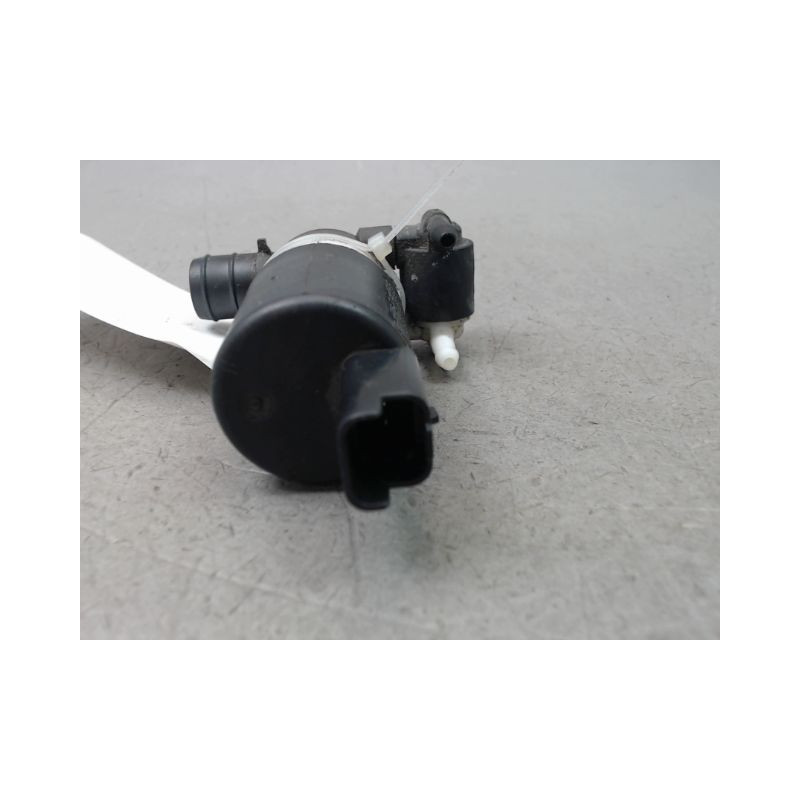 POMPE LAVE-GLACE AVANT RENAULT LAGUNA III Phase 1 2007-2010