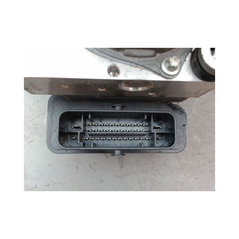 UNITE HYDRAULIQUE ABS DACIA DUSTER 2010-