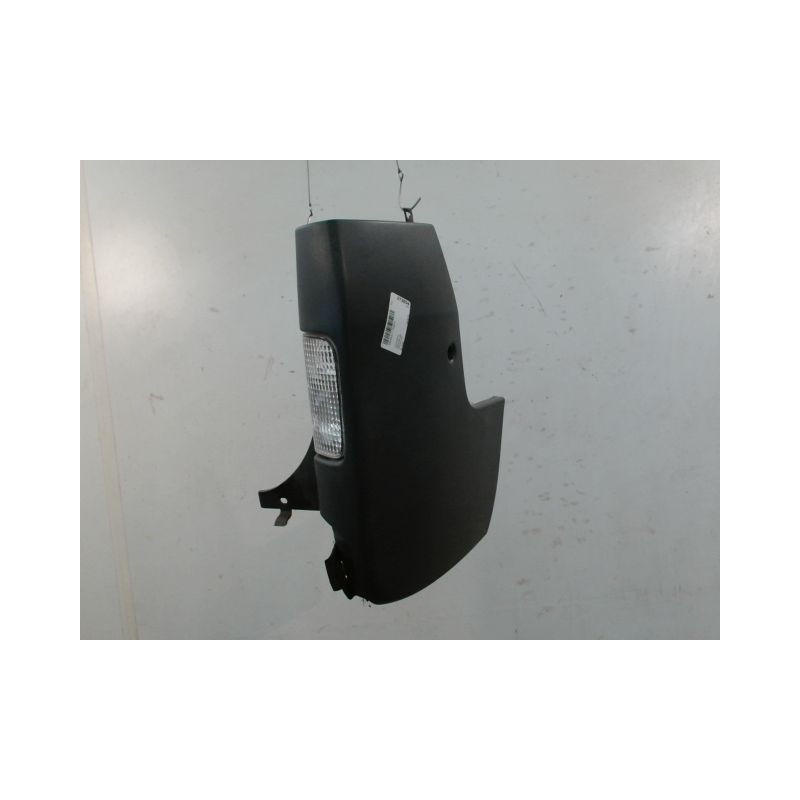 CROSSE ARRIERE DROIT RENAULT TRAFIC