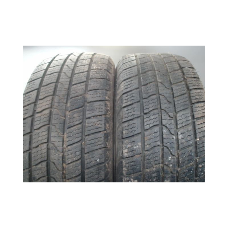 Paire de pneus APLUS A909 215 55 16 97 V