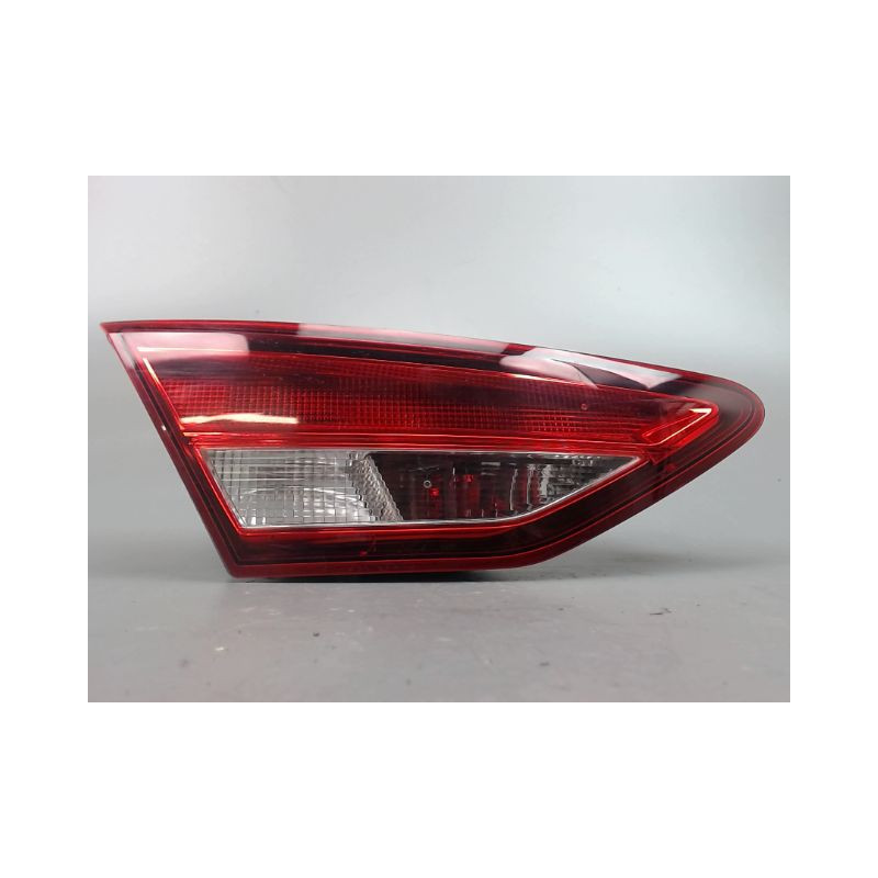 FEU ARRIERE INTERIEUR GAUCHE SEAT LEON 2009-
