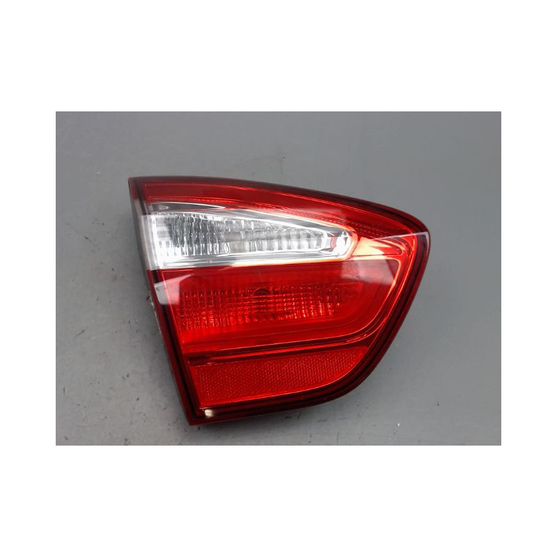 FEU ARRIERE INTERIEUR GAUCHE KIA RIO 2005-