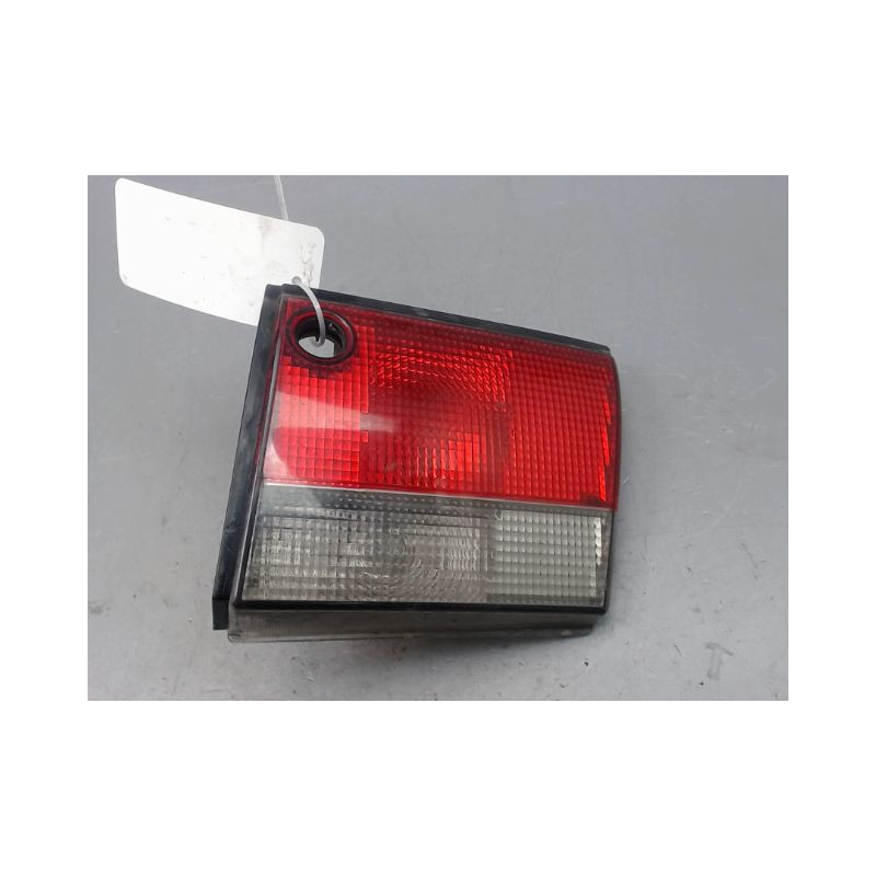 FEU ARRIERE INTERIEUR DROIT SAAB 900 94-98