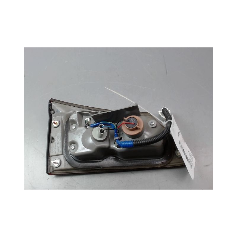 FEU ARRIERE INTERIEUR DROIT LEXUS IS 2006-