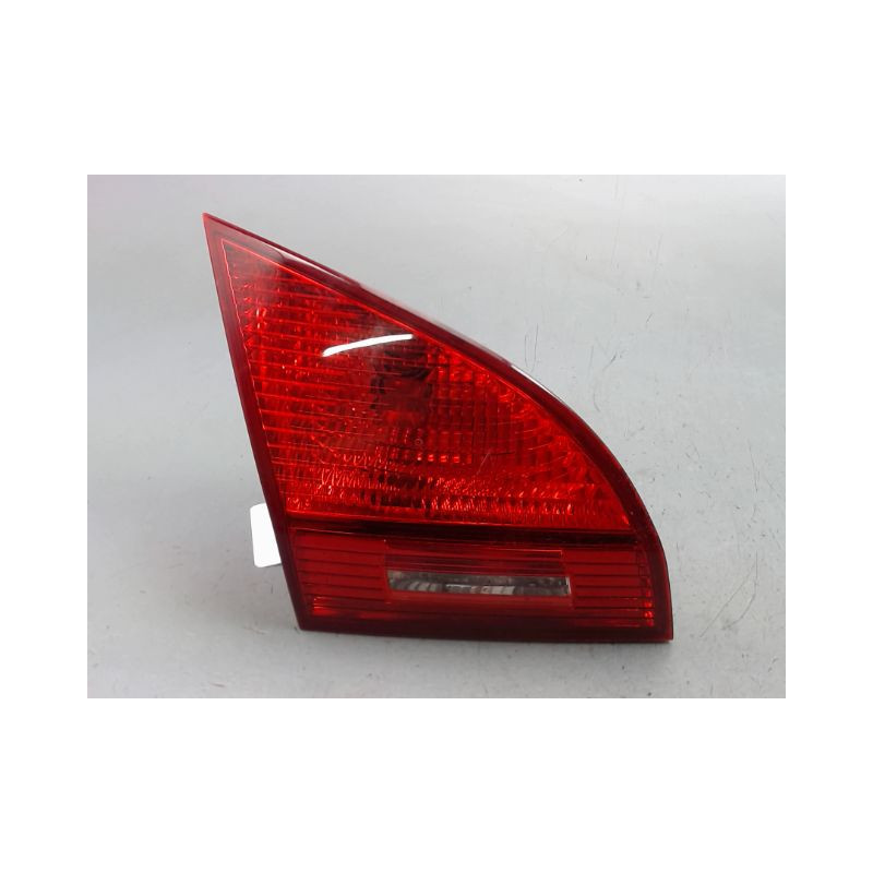 FEU ARRIERE INTERIEUR GAUCHE KIA VENGA 09-