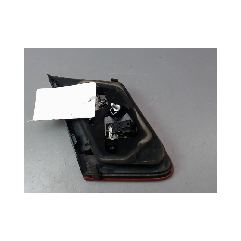 FEU ARRIERE INTERIEUR DROIT MERCEDES CLASSE E 2006-