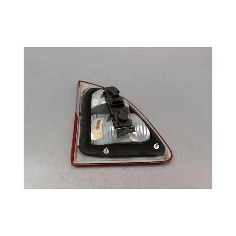 FEU ARRIERE INTERIEUR DROIT FORD GALAXY MONOSP. I Phase 2 2000-2006