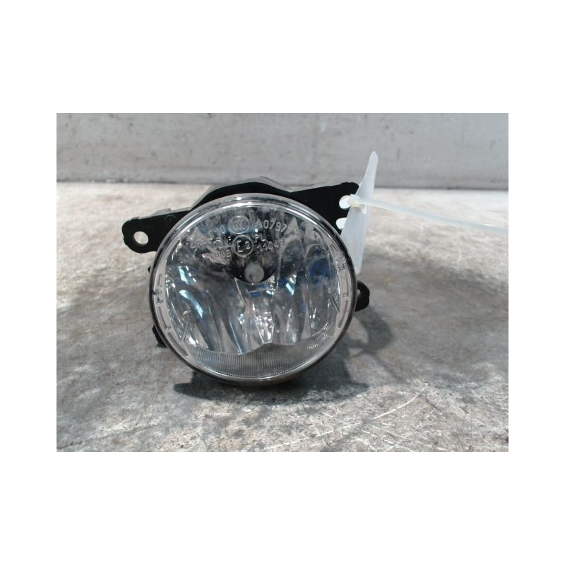 PHARE ANTIBROUILLARD AVANT DROIT DACIA SANDERO 2008-