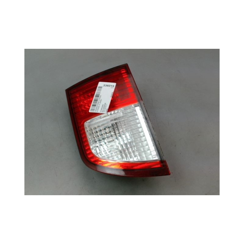 FEU ARRIERE INTERIEUR DROIT SSANGYONG KYRON 2005-