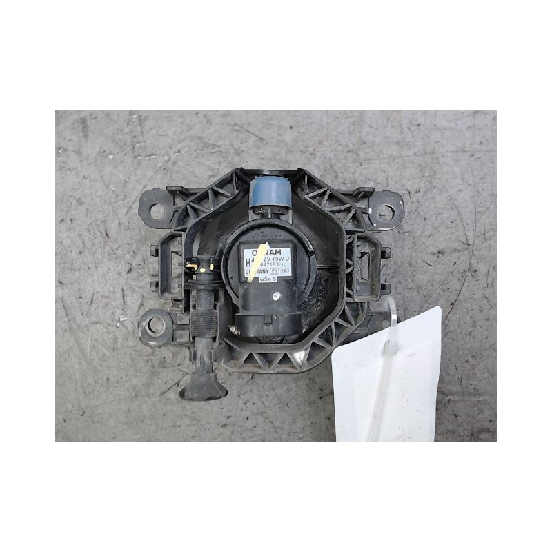 PHARE ANTIBROUILLARD AVANT DROIT DACIA SANDERO