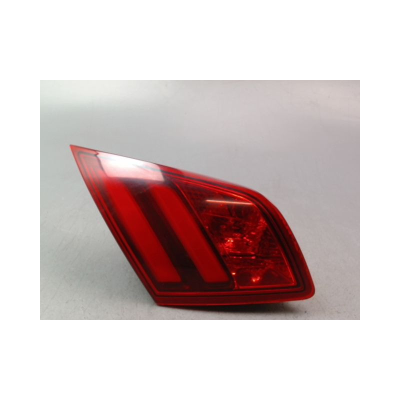 FEU ARRIERE INTERIEUR GAUCHE PEUGEOT 308 2011-