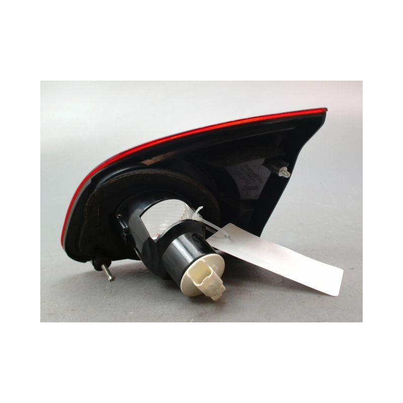 FEU ARRIERE INTERIEUR GAUCHE NISSAN QASHQAI BREAK I Phase 1 2007-2010