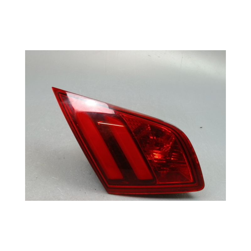FEU ARRIERE INTERIEUR GAUCHE PEUGEOT 308 2011-