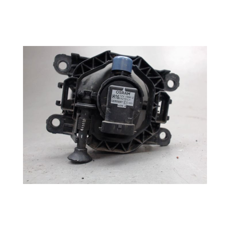 PHARE ANTIBROUILLARD AVANT GAUCHE DACIA LOGAN