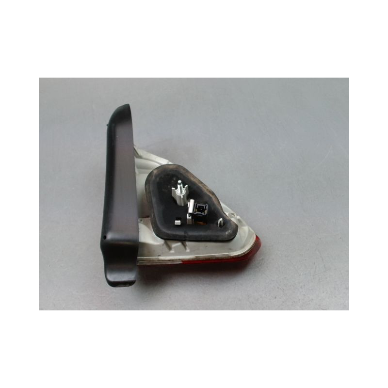 FEU ARRIERE INTERIEUR DROIT PEUGEOT 2008 Phase 1 2013-...
