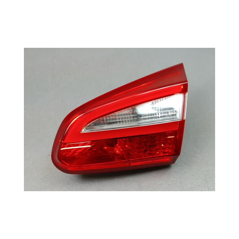 FEU ARRIERE INTERIEUR DROIT KIA PRO CEE D II Phase 1 2013-...