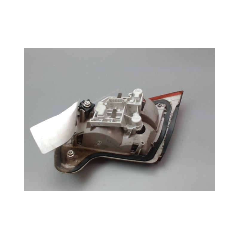 FEU ARRIERE INTERIEUR GAUCHE FORD MONDEO III Phase 1 2007-2010
