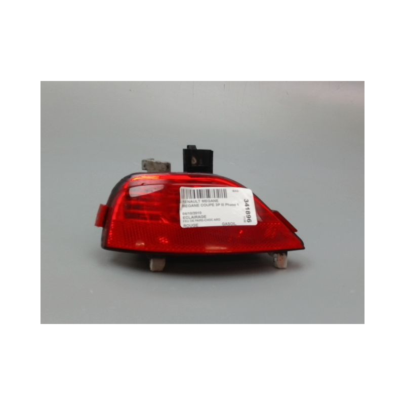 FEU DE PARE-CHOC ARRIERE DROIT RENAULT MEGANE COUPE III Phase 1 2008-2012