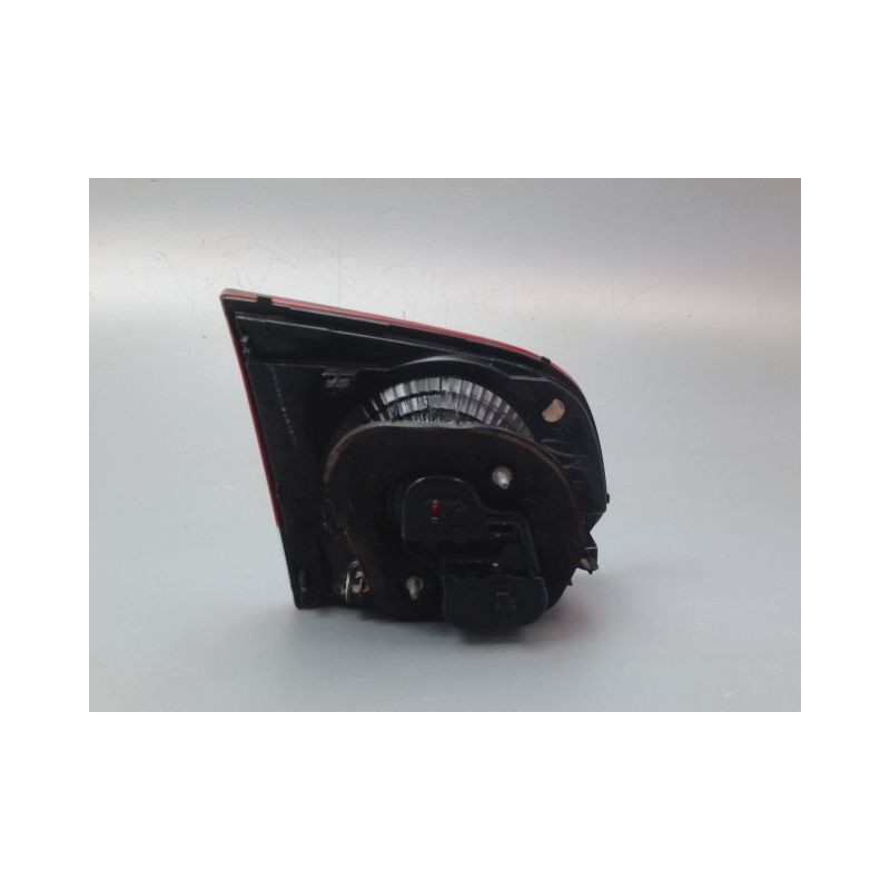 FEU ARRIERE INTERIEUR DROIT VOLKSWAGEN GOLF VI (1K) 2008-2013