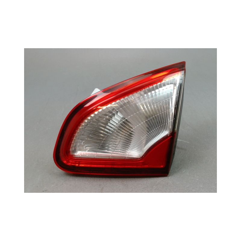 FEU ARRIERE INTERIEUR DROIT NISSAN QASHQAI +2 I Phase 2 LONG 2010-2014