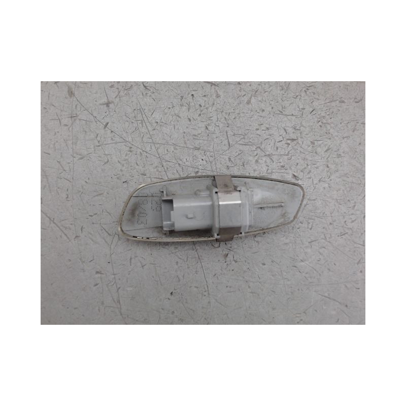 VOYANT LUMINEUX RETROVISEUR DROIT  CITROEN C4