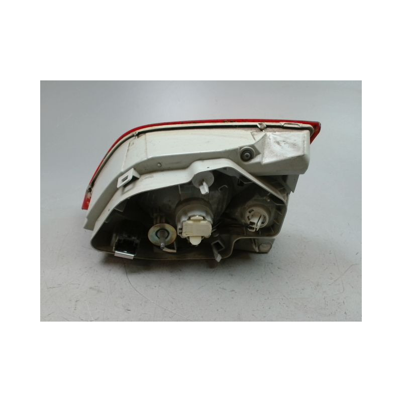 FEU ARRIERE INTERIEUR GAUCHE PEUGEOT 308 SW 2008-