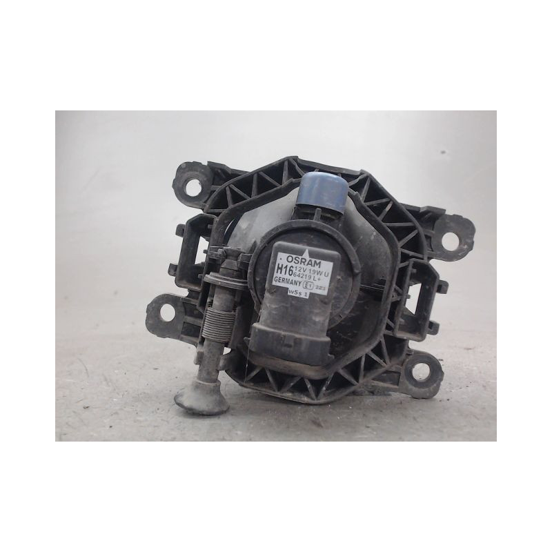 PHARE ANTIBROUILLARD AVANT DROIT RENAULT CLIO