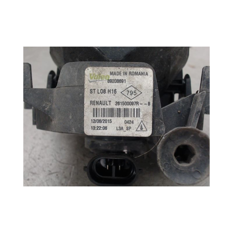 PHARE ANTIBROUILLARD AVANT DROIT RENAULT CLIO