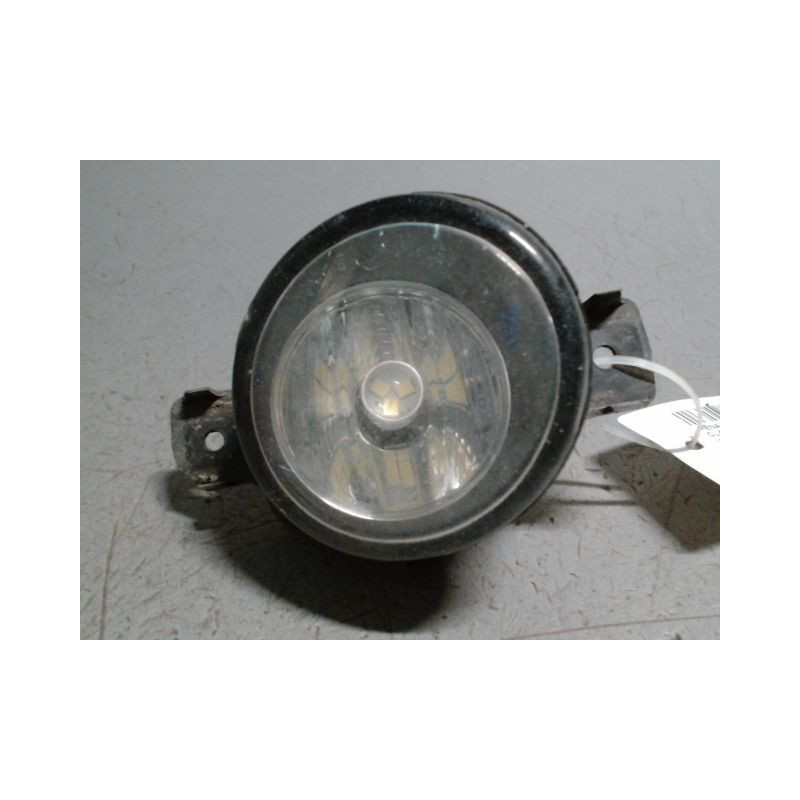 PHARE ANTIBROUILLARD AVANT DROIT RENAULT CLIO II PH.2 01-06