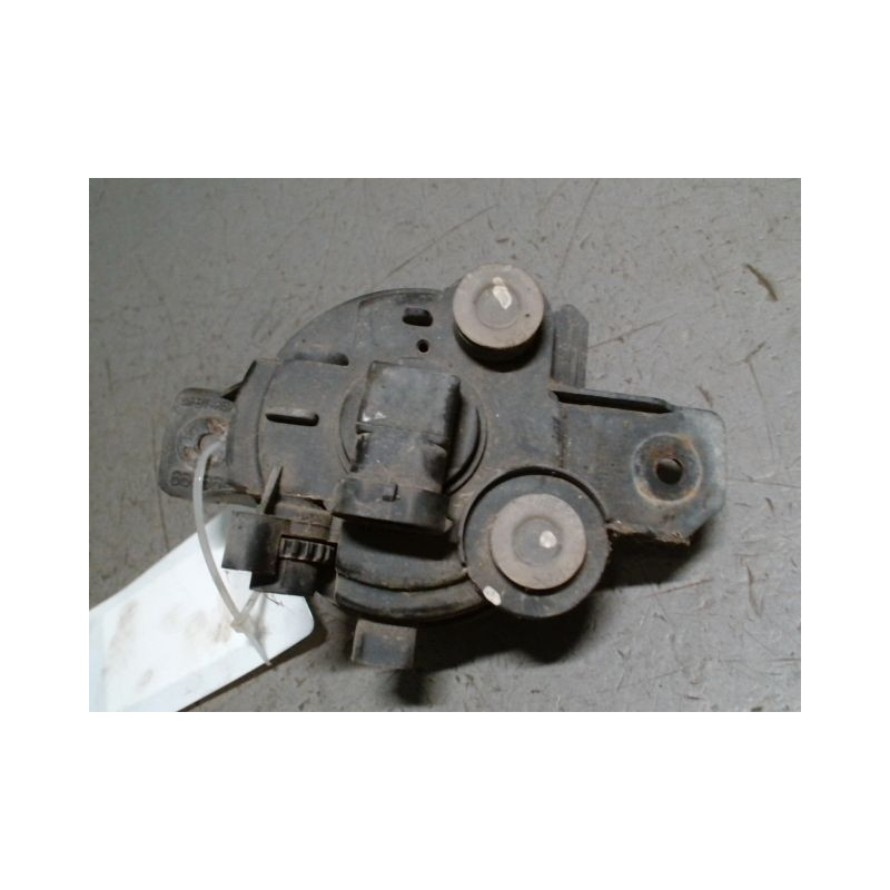 PHARE ANTIBROUILLARD AVANT DROIT RENAULT CLIO II PH.2 01-06